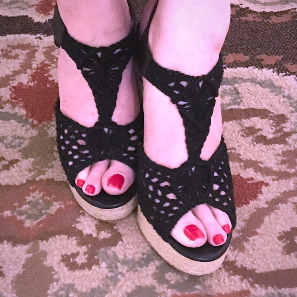 Lucky Brand Crocheted Wedges - Picture 3 of 6